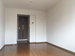 オフージュ葛野 302 3階1Kのリビング/ダイニング