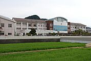 西条市立小松中学校 250m