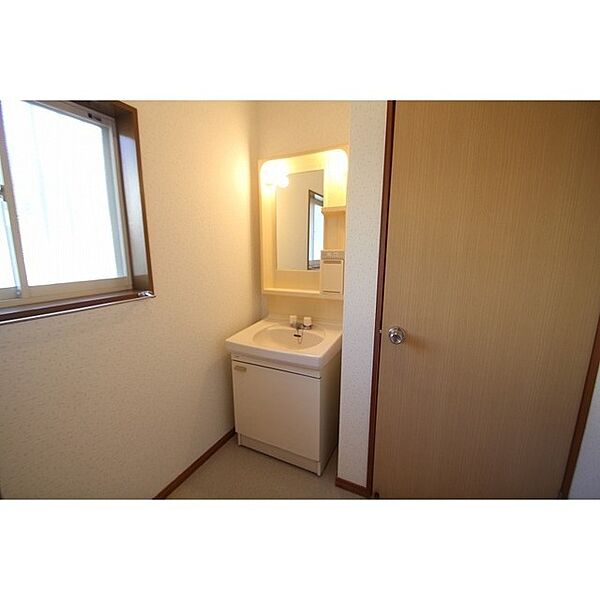 detached 茨城県稲敷郡美浦村舟子
舟子の賃貸情報を見る
物件地図