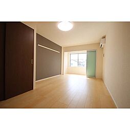 Ｈａｃｋ　ｂｅｒｒｙ真鍋 107 1階1Kのリビング/ダイニング