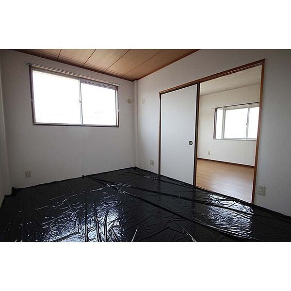 apartment 茨城県かすみがうら市稲吉5丁目
地図を見る