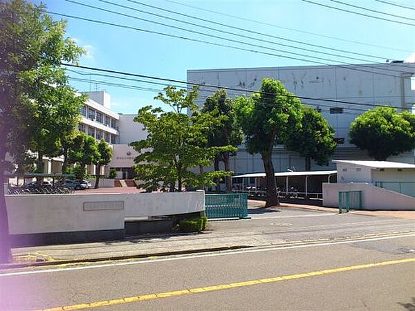 花室ヒルズＡ棟