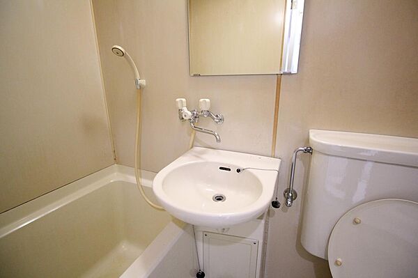 apartment 茨城県稲敷郡美浦村大字木原
木原の賃貸情報を見る
物件地図