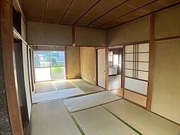 居間