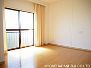 ※カーテンは付きません
