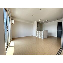 カーサエノン 303 3階3LDKのリビング/ダイニング