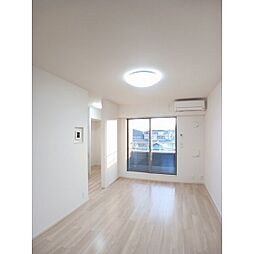 レネージュ　Ｂ 201 2階1LDKのリビング/ダイニング