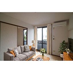 エミネンス A101 1階2DKのリビング/ダイニング