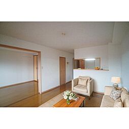 ボヌールＫＩＭＵＲＡ　Ｃ棟 302 3階2LDKのリビング/ダイニング