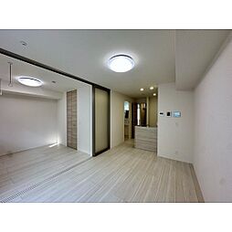 ハイトラスト B102 1階2LDKのリビング/ダイニング