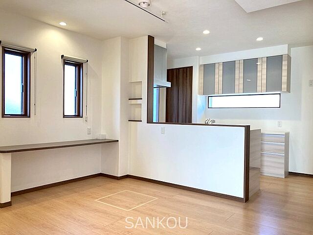 リビング/ダイニング 北群馬郡吉岡町大字上野田162-2