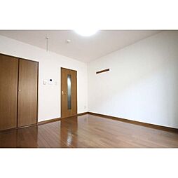 アトラクト松代 3階1Kのリビング/ダイニング