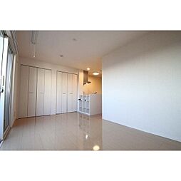 プリムヴェール二の宮 3階1LDKのリビング/ダイニング