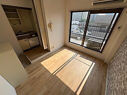 居間