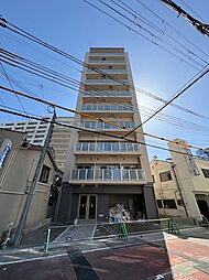 8 / 29