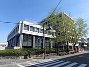 池田市役所 985m