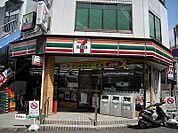 セブンイレブン池田石橋1丁目店 586m