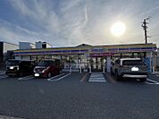 ミニストップ八王寺1丁目店 158m