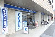 ローソン阪急桜井駅前店 702m