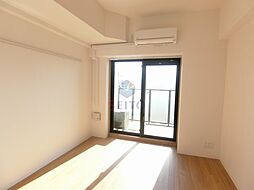 阪急宝塚本線 十三駅 徒歩8分の賃貸マンション 6階1Kのリビング/ダイニング