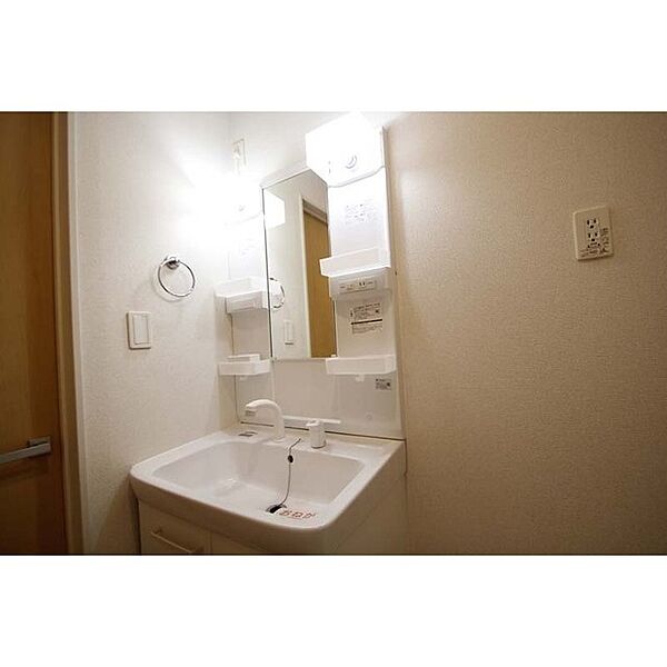 apartment 茨城県つくば市要
地図を見る