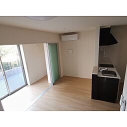 グラティテュード・Ｋ 112 1階1LDKのリビング/ダイニング