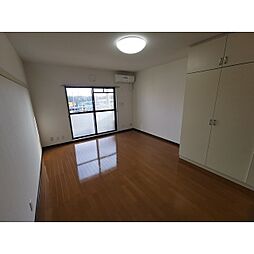 朝日レジデンス稲荷前 409 4階1Kのリビング/ダイニング