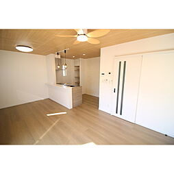 岡崎2丁目戸建 3LDKのリビング/ダイニング