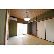 客間やお子様の遊び場にも使いやすい和室付