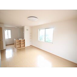 ステラ B101 1階1LDKのリビング/ダイニング