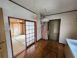 居間