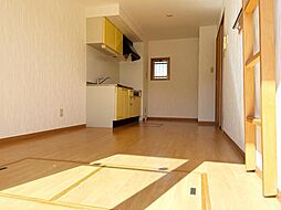 十日市南マンション 102 4階1LDKのリビング/ダイニング