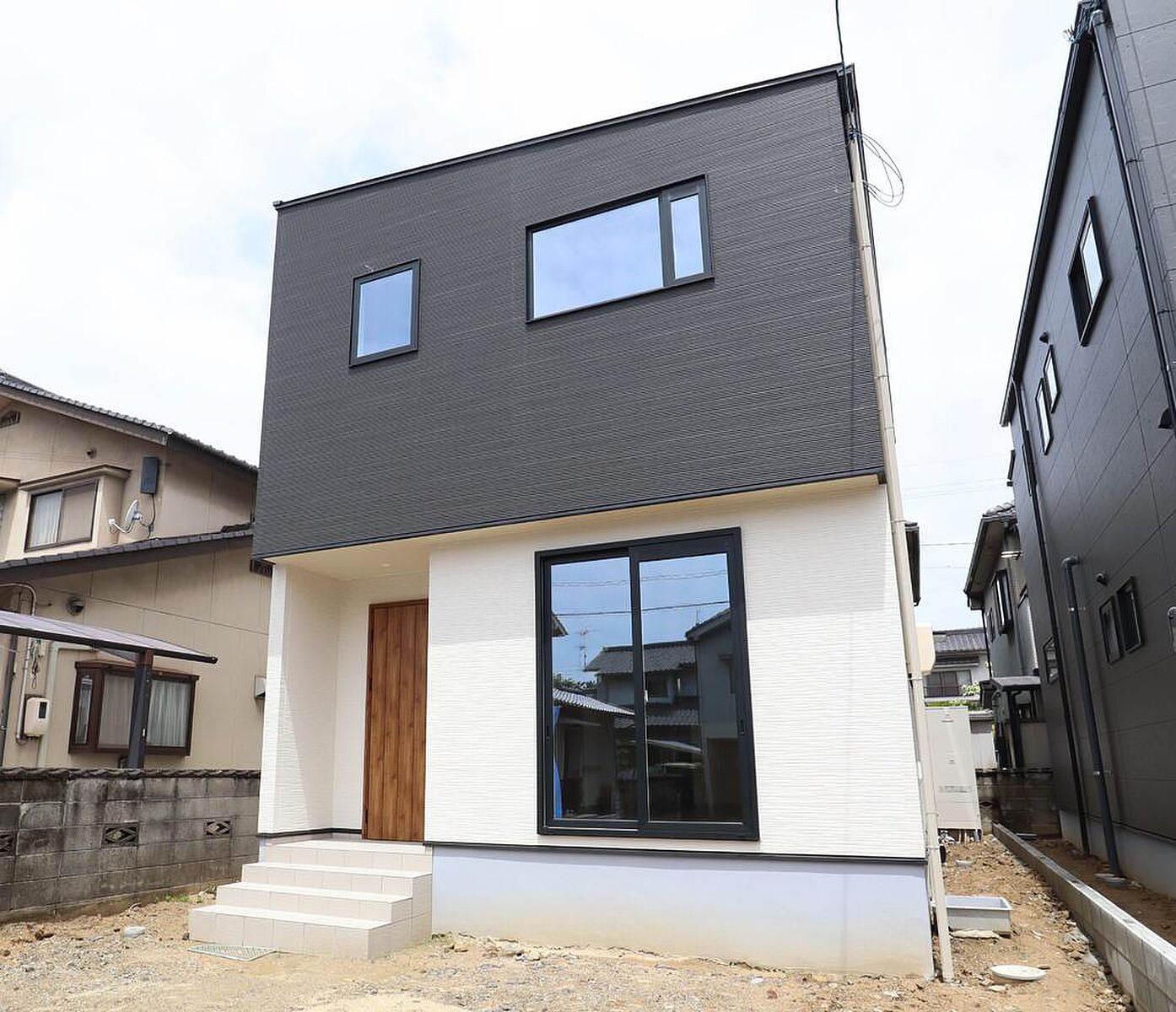 Used detached house · 3LDK in Fukuyama, Hiroshima &mdash; photo 1