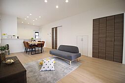 リビング/ダイニングの画像