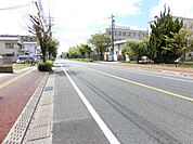 見通しの良い前面道路です♪