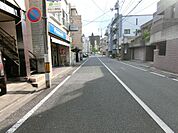 れんが通り方向への前面道路♪
