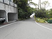 交通量の少ない前面道路♪