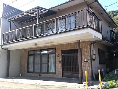 外観:南東向けで日当たり良好です 外観:南東向けで日当たり良好です