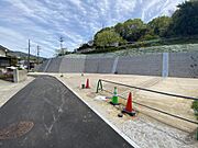 北東向き
