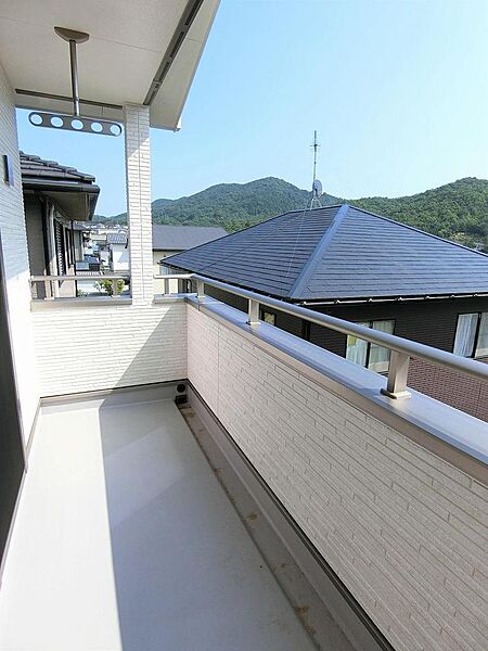 バルコニーを拡大表示