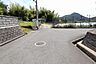 周辺：交通量の少ない静かな前面道路です。