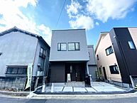 広島県呉市広文化町23-：物件画像
