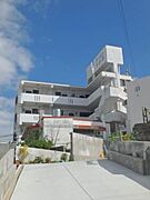 建物外観？アーバンかかず