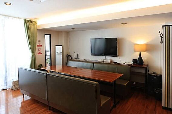 宿泊施設・リビ...