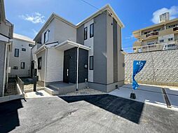 沖縄市知花1丁目−全5棟Ｂ号棟