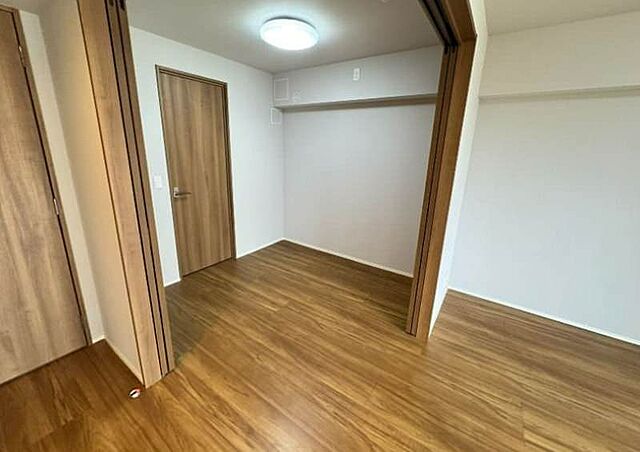  プレミスト浦添港川　305号室 3階/305