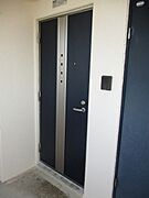 406号室の玄関です
