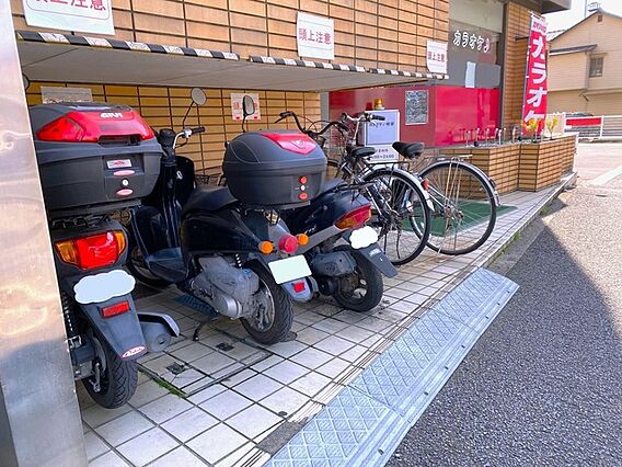 2026年4月...