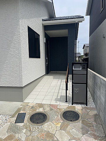 玄関 松山市柳原