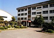 【中学校】西条東中学校まで662ｍ